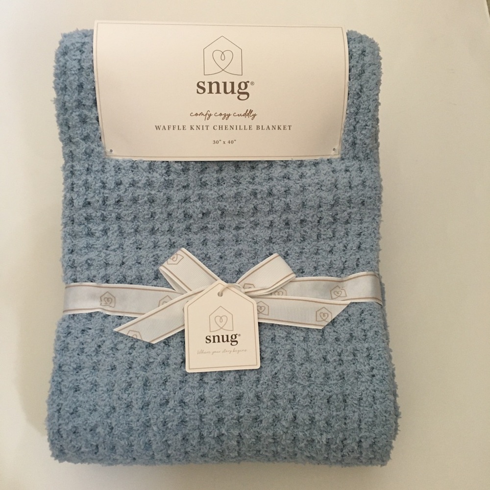 Snug Blue Waffle Knit Chenille Plush Baby Blanket NEW